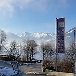 Bellevue - Incl Summercard زيل أم سي