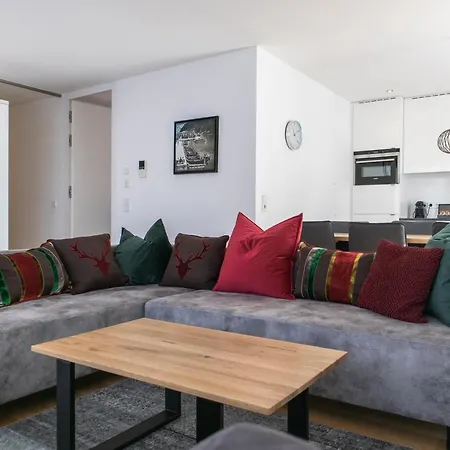 Bellevue - Incl Summercard Apartment *