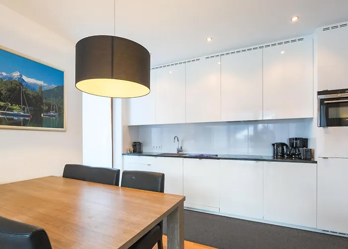 Bellevue - Incl Summercard דירה